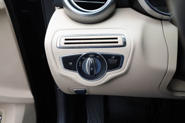 Used 2019 Mercedes-Benz C 300 4MATIC Sedan image 59
