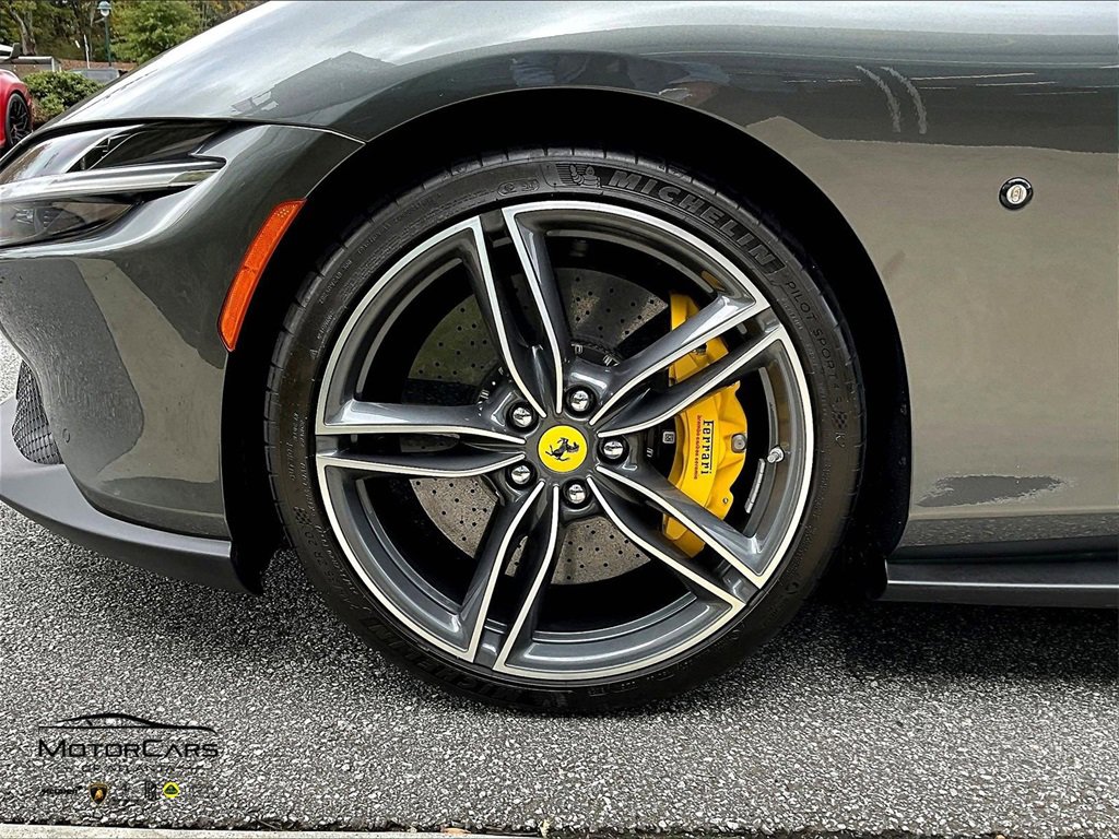 Used 2024 Ferrari Roma image 9