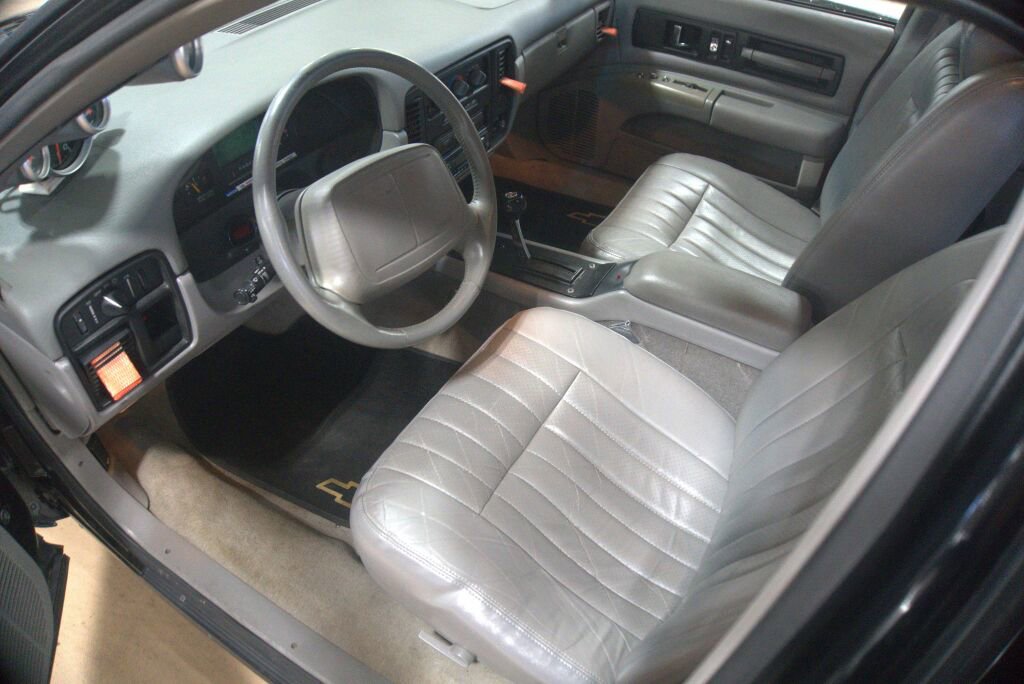 Used 1994 Chevrolet Impala SS image 40