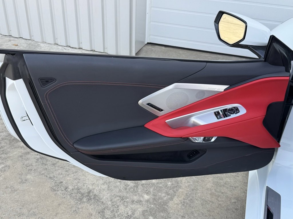 Used 2025 Chevrolet Corvette Stingray Preferred Cpe w/ 2LT image 37