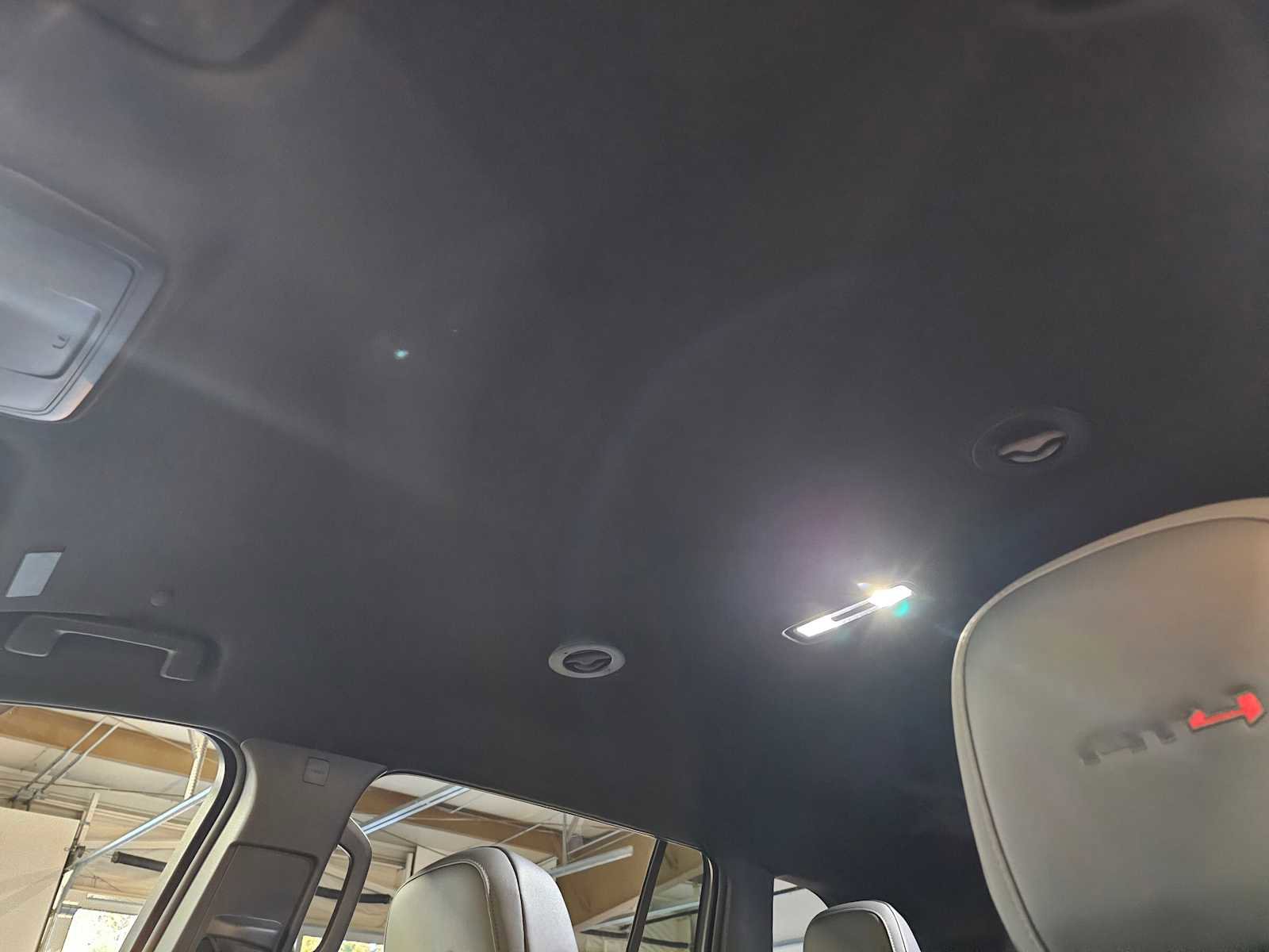 Used 2024 GMC Acadia AT4 w/ Super Cruise Package image 25