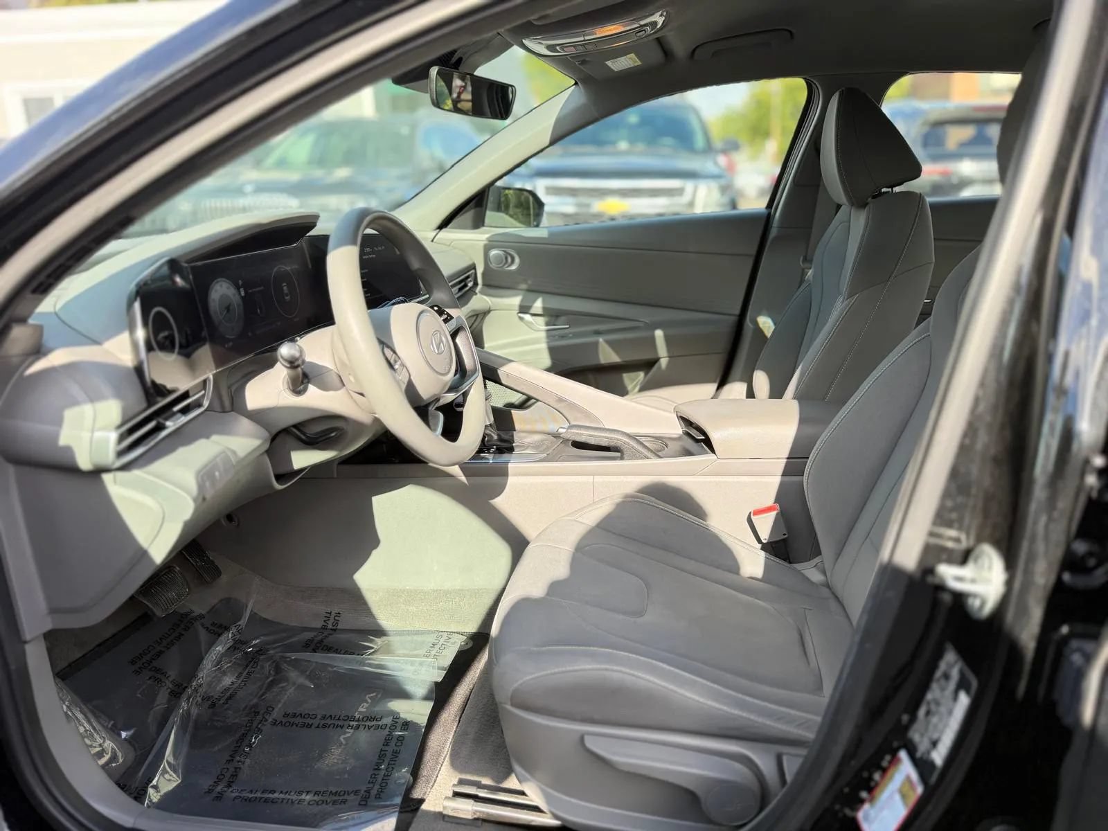 Used 2024 Hyundai Elantra SEL FWD image 10