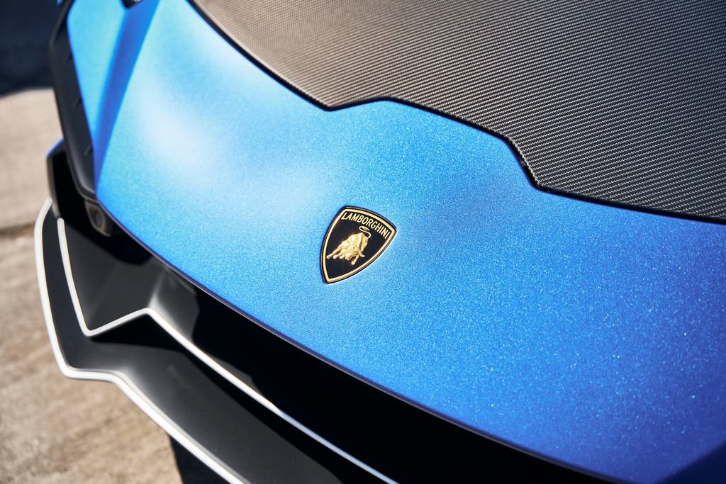Used 2023 Lamborghini Huracan Tecnica image 7