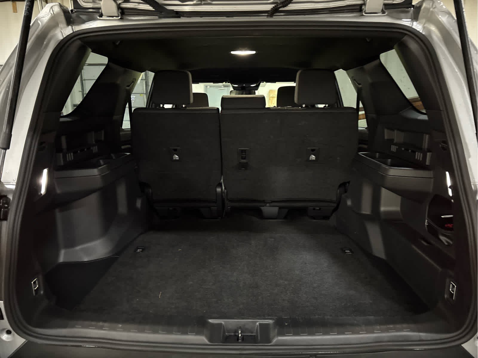 Used 2025 Toyota 4Runner SR5 image 7