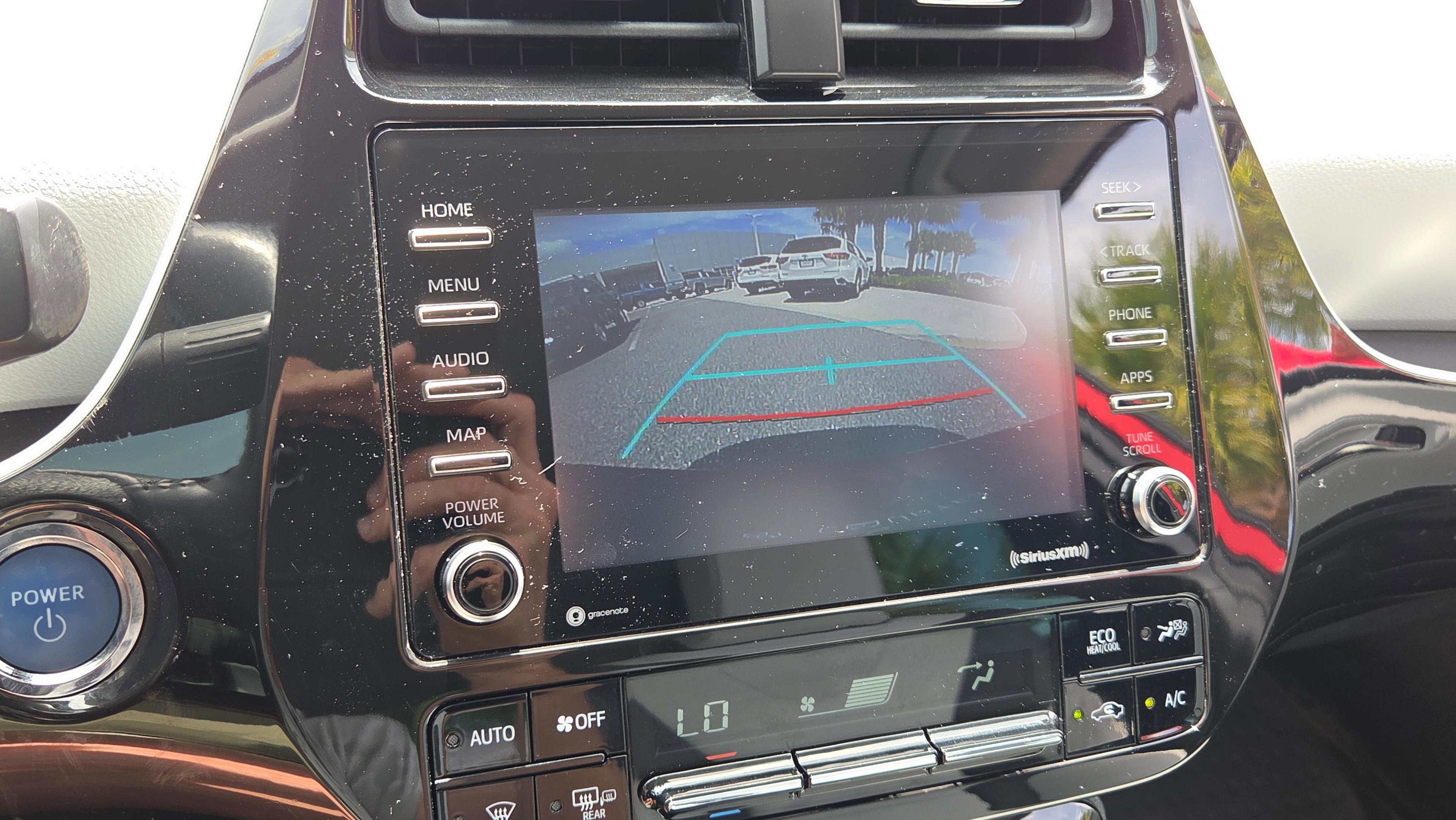 Used 2022 Toyota Prius XLE FWD image 21