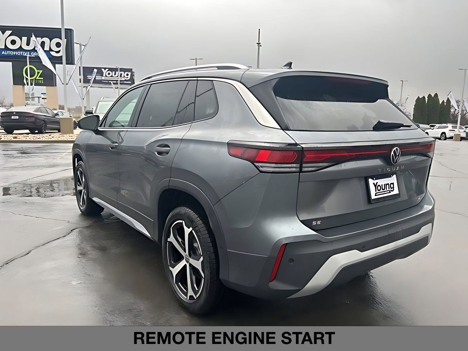 New 2026 Volkswagen Tiguan SE AWD/4WD image 8