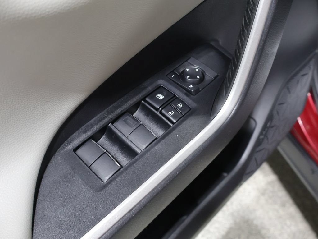Certified 2021 Toyota RAV4 Limited AWD/4WD image 15