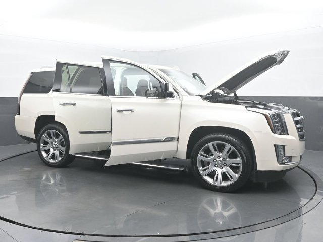 Used 2015 Cadillac Escalade Premium AWD/4WD image 57