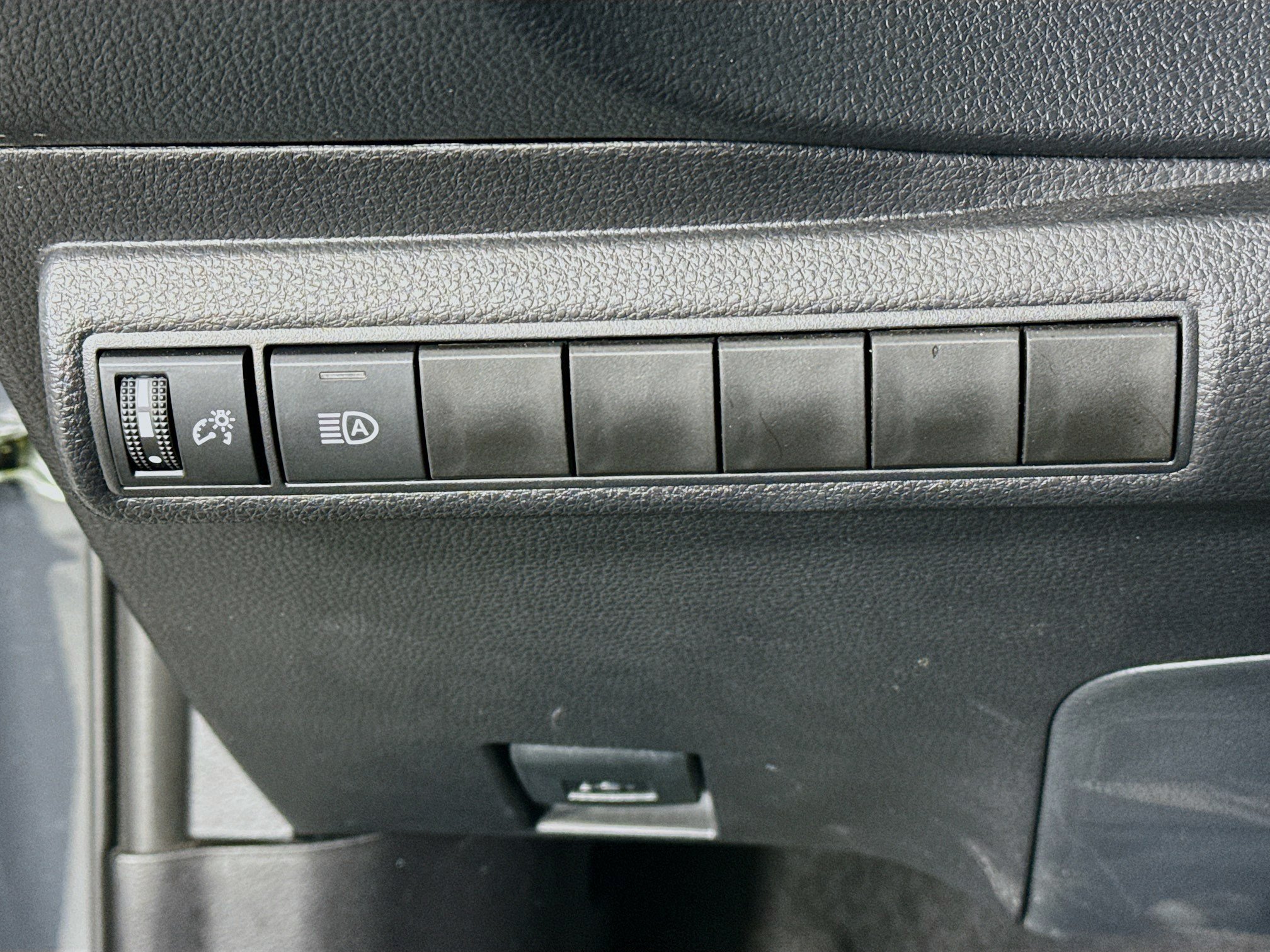 Certified 2026 Toyota Corolla LE FWD image 10