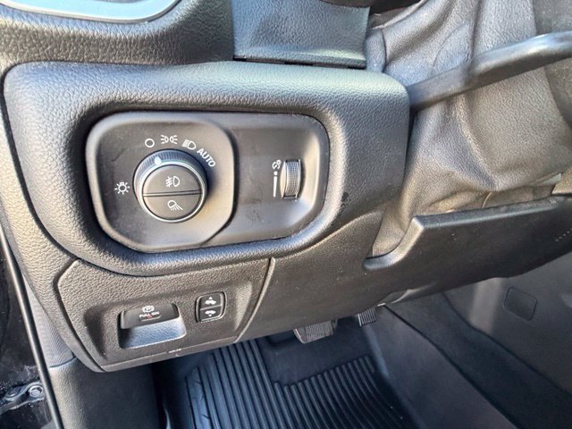 Used 2021 RAM 1500 Big Horn AWD/4WD image 23