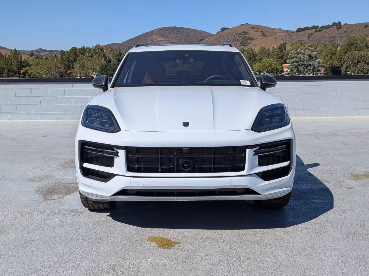 Certified 2025 Porsche Cayenne Turbo AWD/4WD image 10