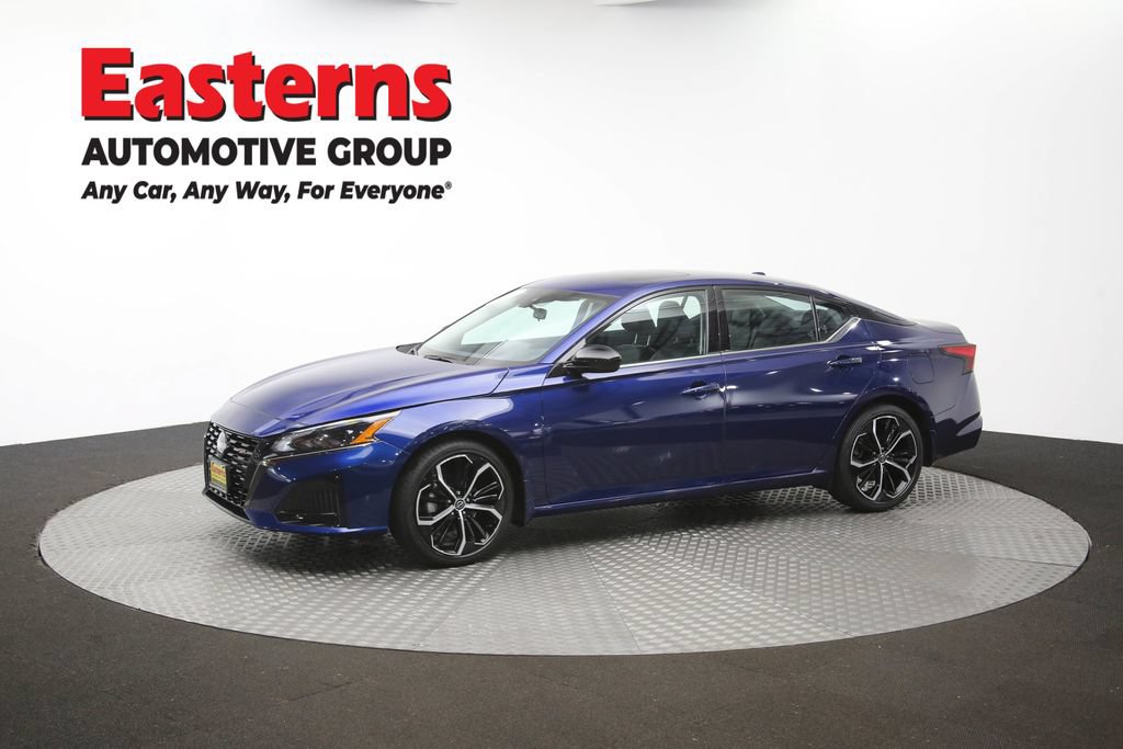 Used 2024 Nissan Altima 2.5 SR w/ SR Premium Package FWD image 59