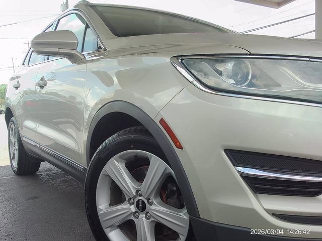 Used 2017 Lincoln MKC Premiere FWD image 18