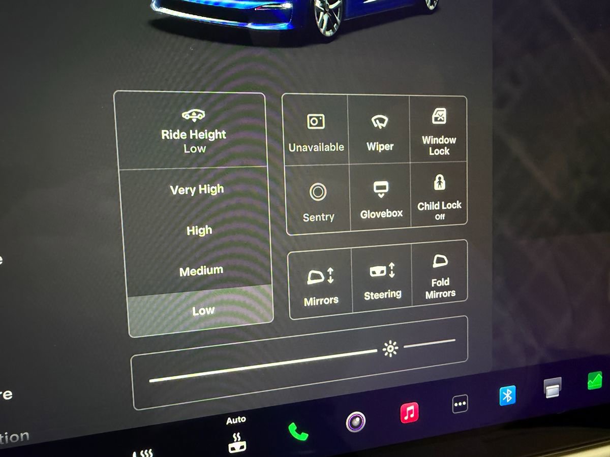 Used 2021 Tesla Model S Plaid image 26