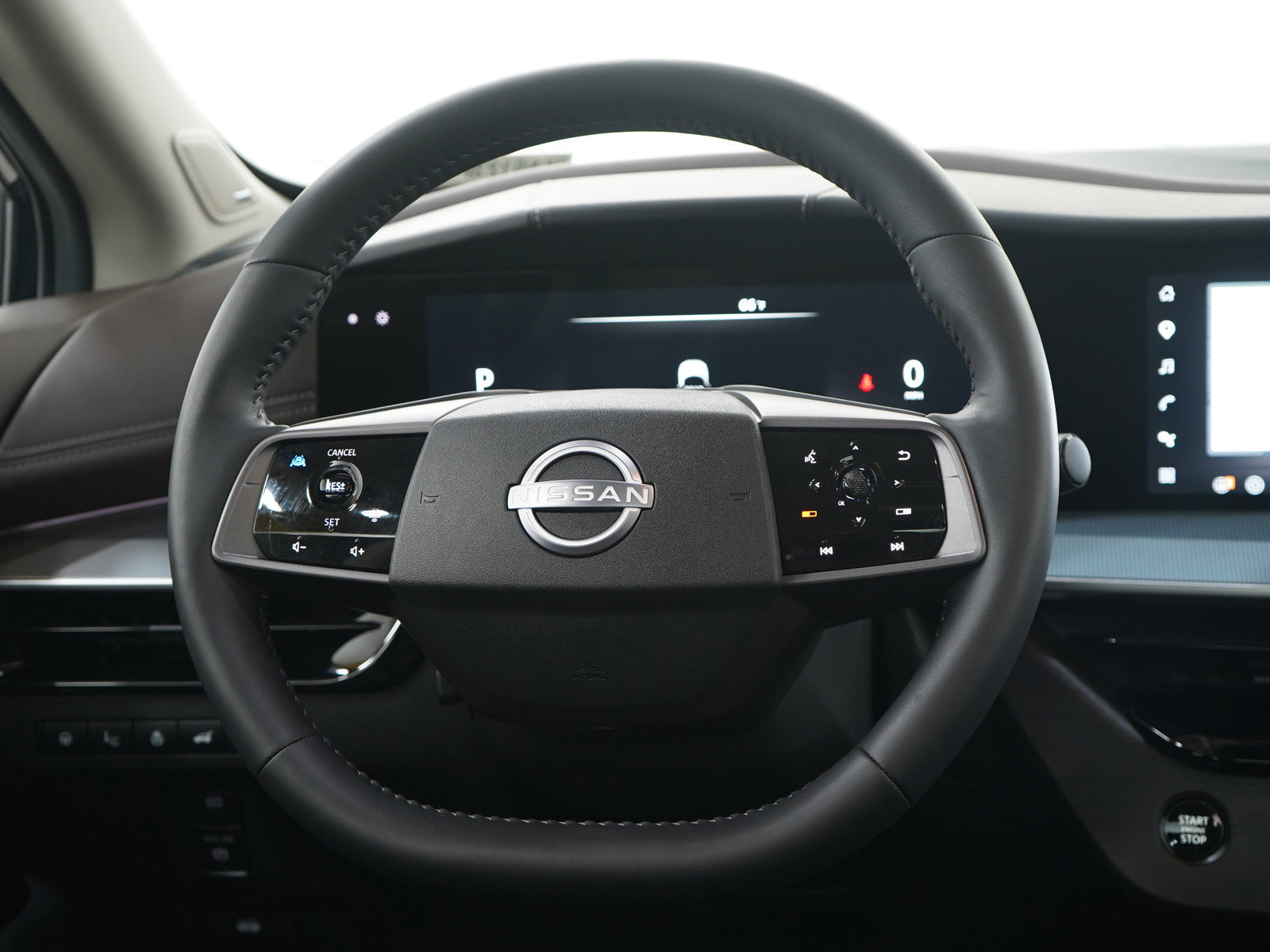 Used 2025 Nissan Murano Platinum w/ Cargo Package AWD/4WD image 17