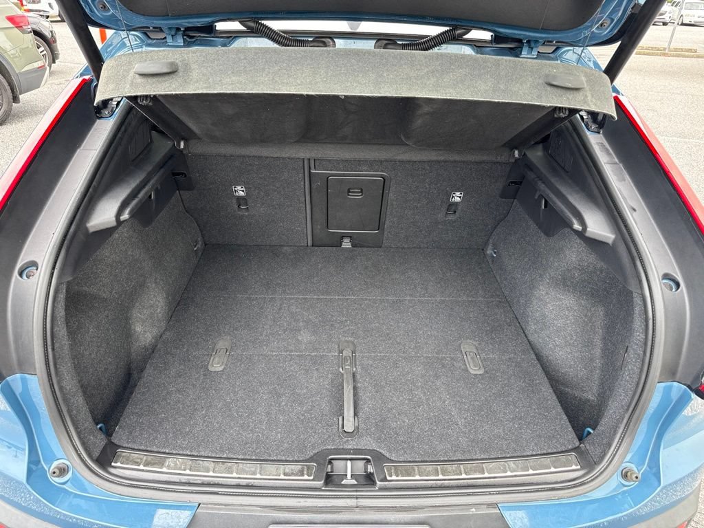 Used 2023 Volvo C40 P8 Recharge Plus AWD/4WD image 12