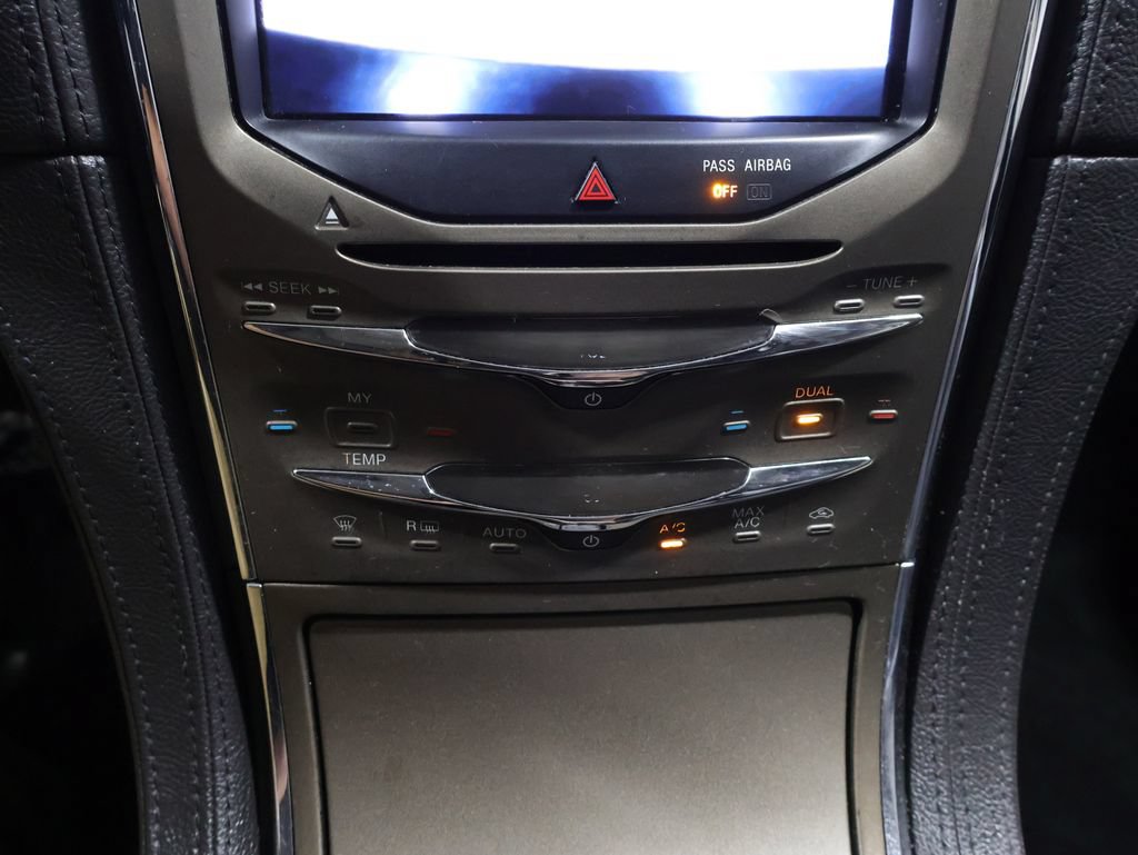 Used 2013 Lincoln MKX AWD image 26