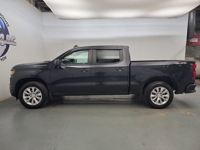 Used 2022 Chevrolet Silverado 1500 Custom image 6