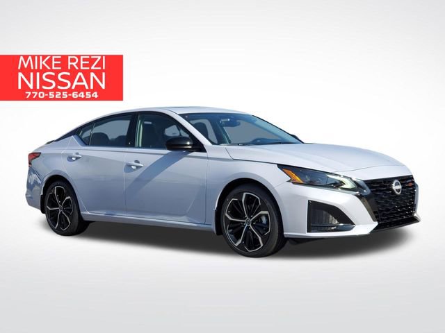 New 2025 Nissan Altima 2.5 SR w/ SR Premium Package image 1