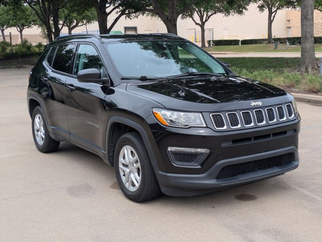 Used 2018 Jeep Compass Sport w/ Tech Group FWD image 3