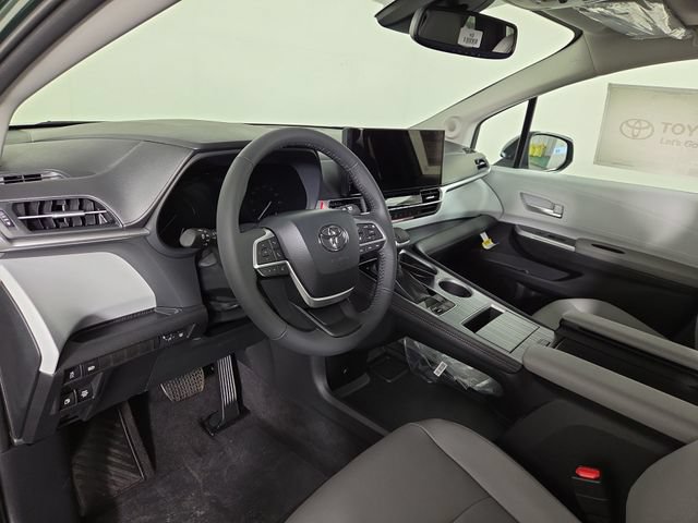 New 2026 Toyota Sienna XLE FWD image 14