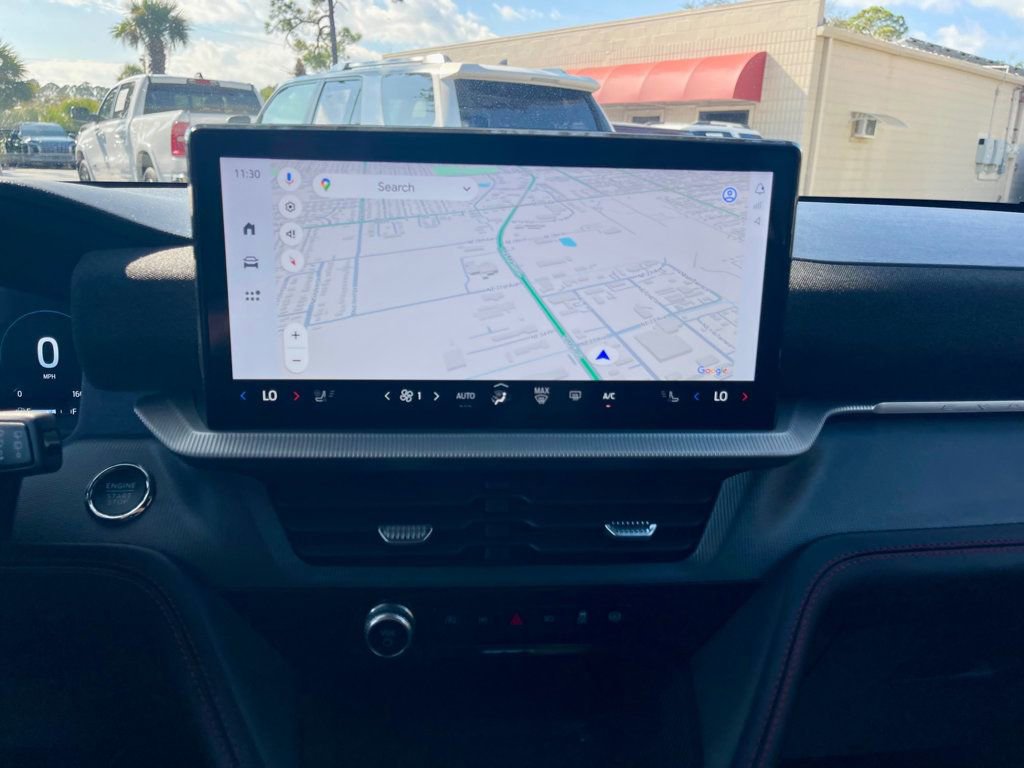 Used 2025 Ford Explorer ST-Line w/ ST-Line Street Pack image 17