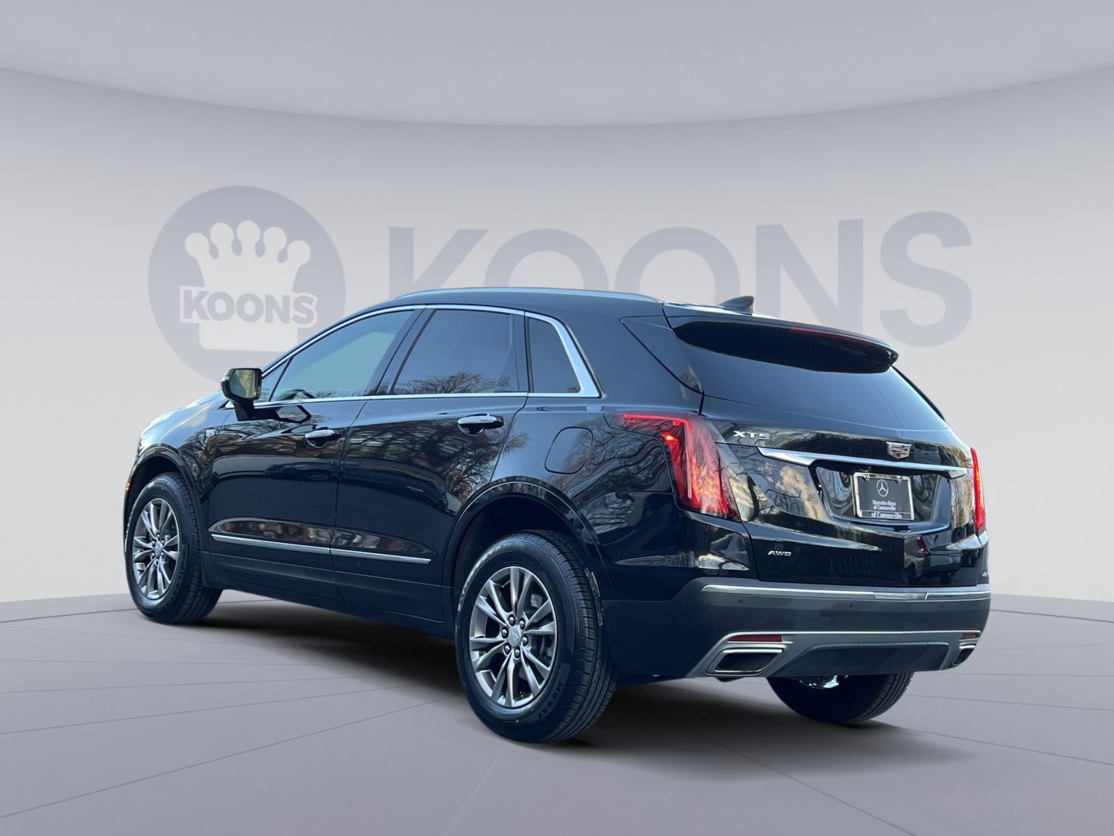 Used 2023 Cadillac XT5 Premium Luxury image 4
