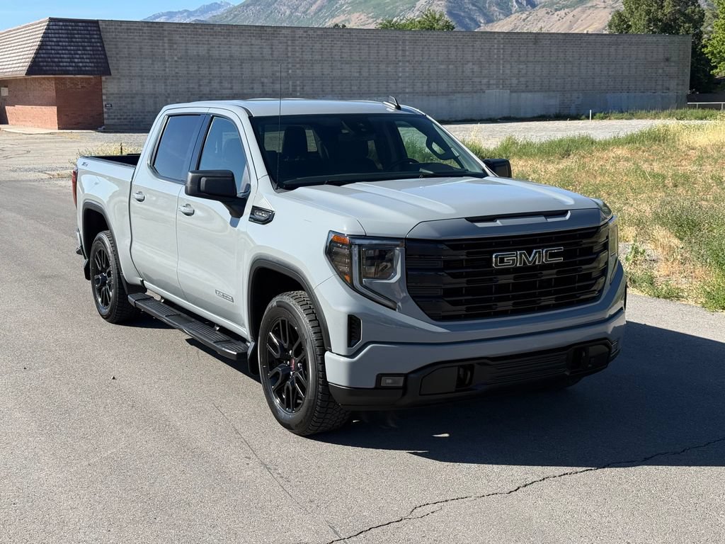 Used 2024 GMC Sierra 1500 Elevation w/ Preferred Package AWD/4WD image 2
