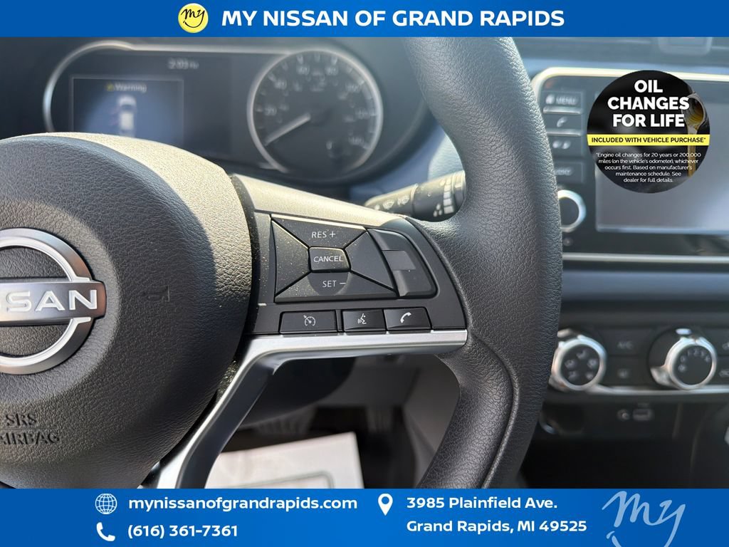 Used 2025 Nissan Versa SV w/ Trunk Package FWD image 18