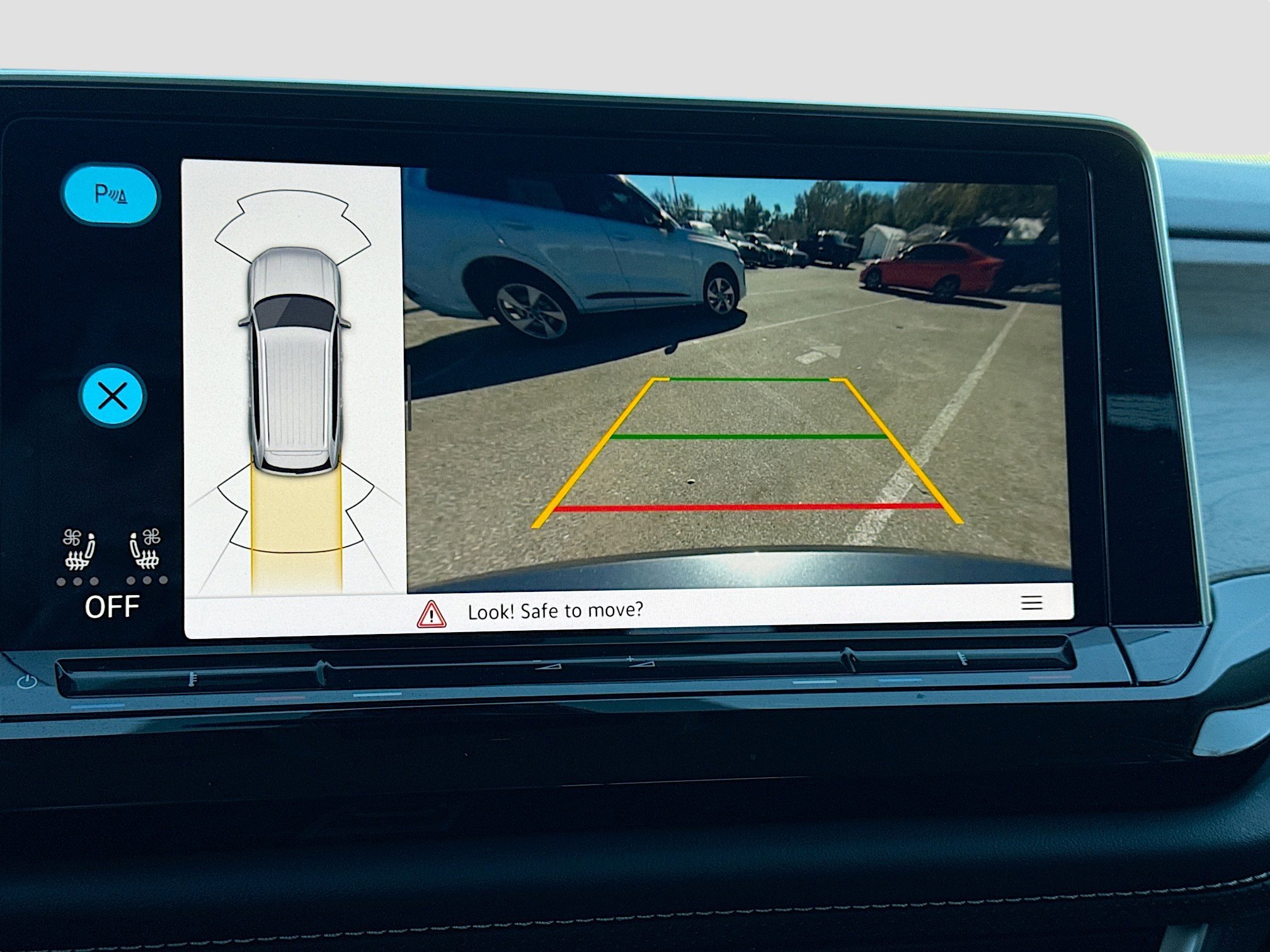 Used 2024 Volkswagen Atlas SE image 33