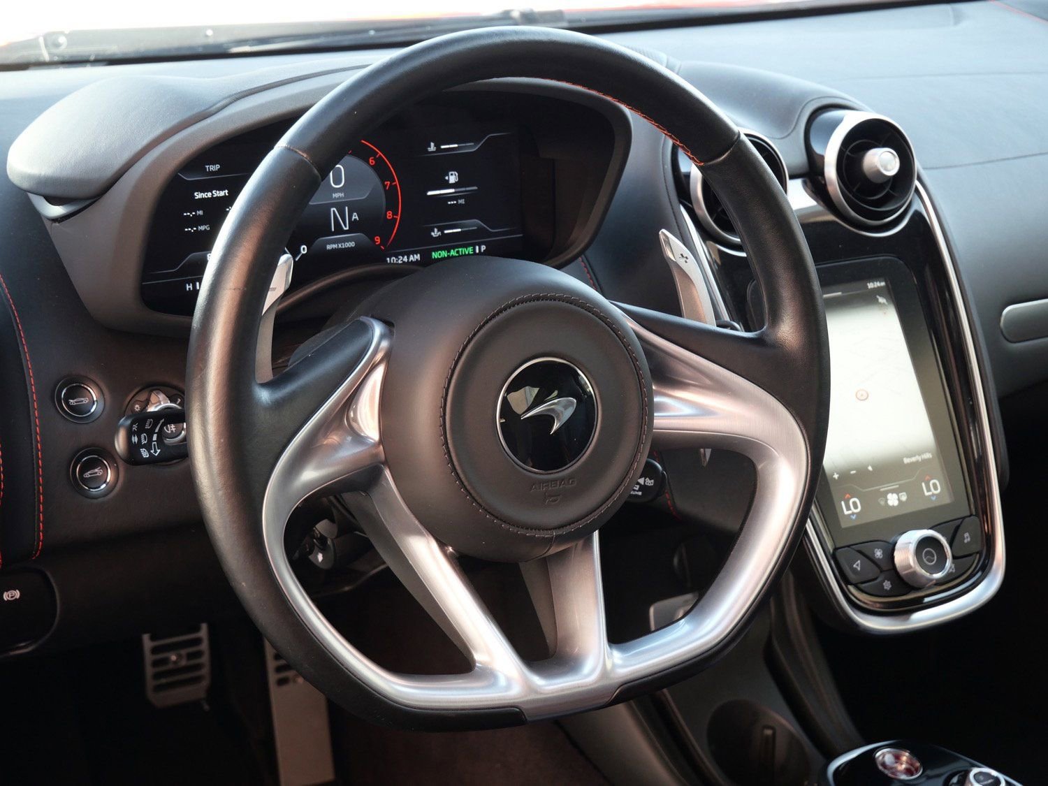 Used 2023 McLaren GT image 9