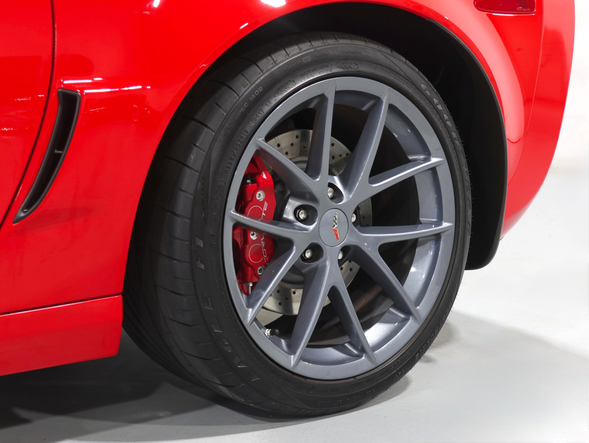 Used 2012 Chevrolet Corvette Z06 w/ 2LZ Preferred Equipment Group image 20