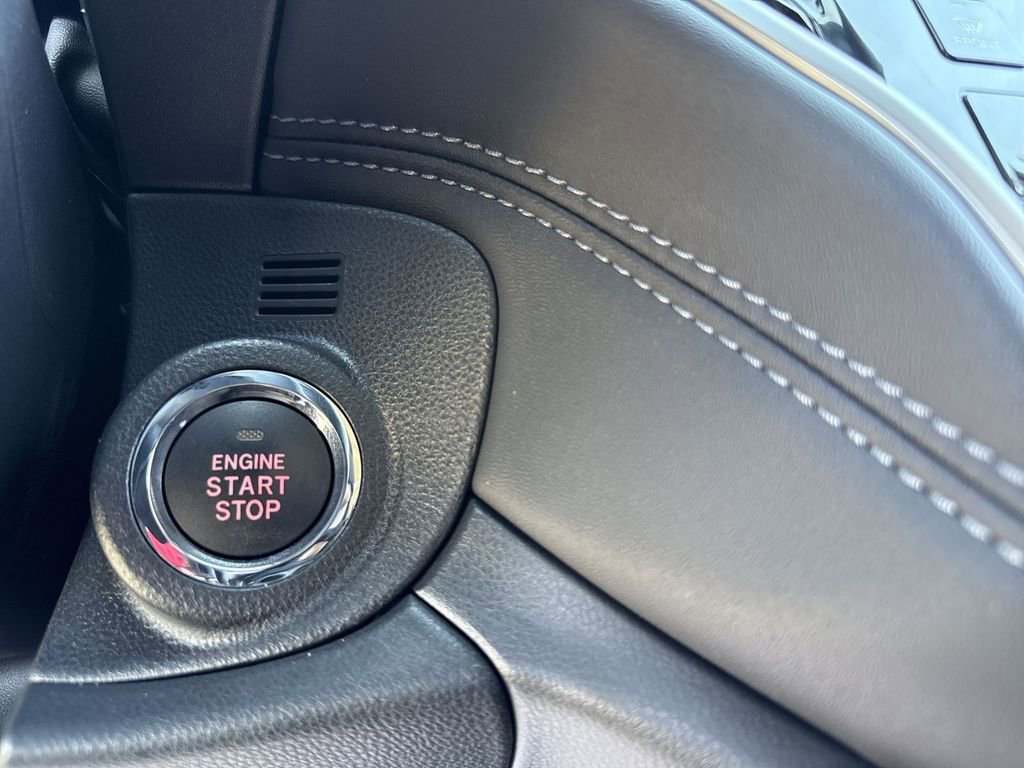 Used 2023 Subaru Outback Limited image 15