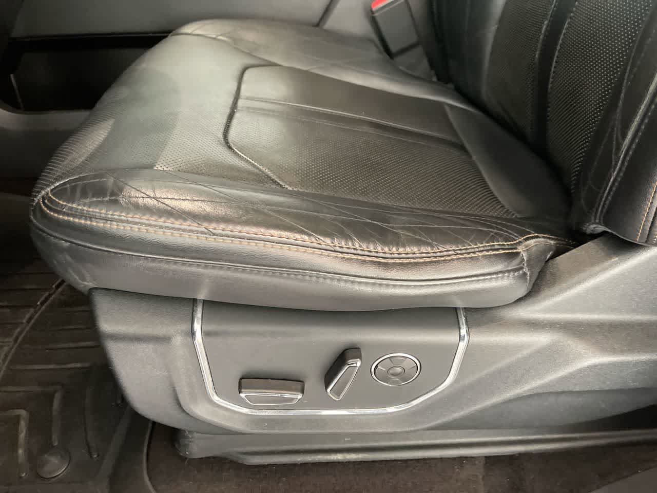 Used 2018 Ford Expedition Platinum AWD/4WD image 12