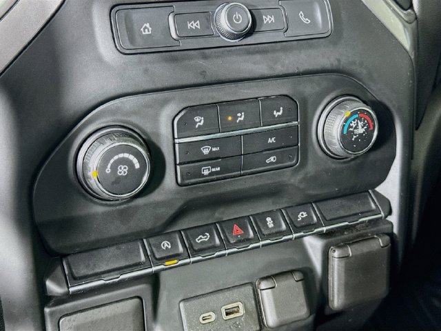 Used 2021 Chevrolet Silverado 1500 Custom w/ Safety Confidence Package AWD/4WD image 17