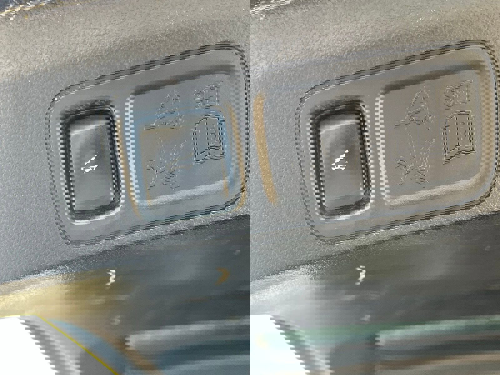 Used 2018 Ford Expedition Limited w/ Equipment Group 301A image 16