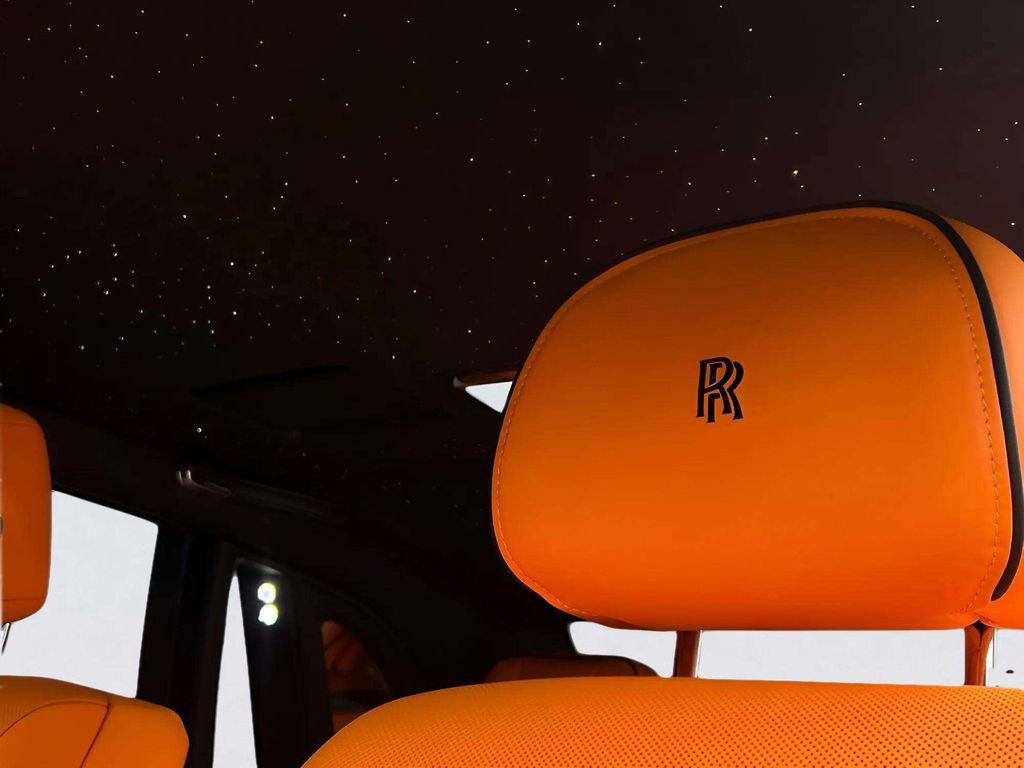 Used 2024 Rolls-Royce Phantom Sedan w/ The Phantom Package image 10