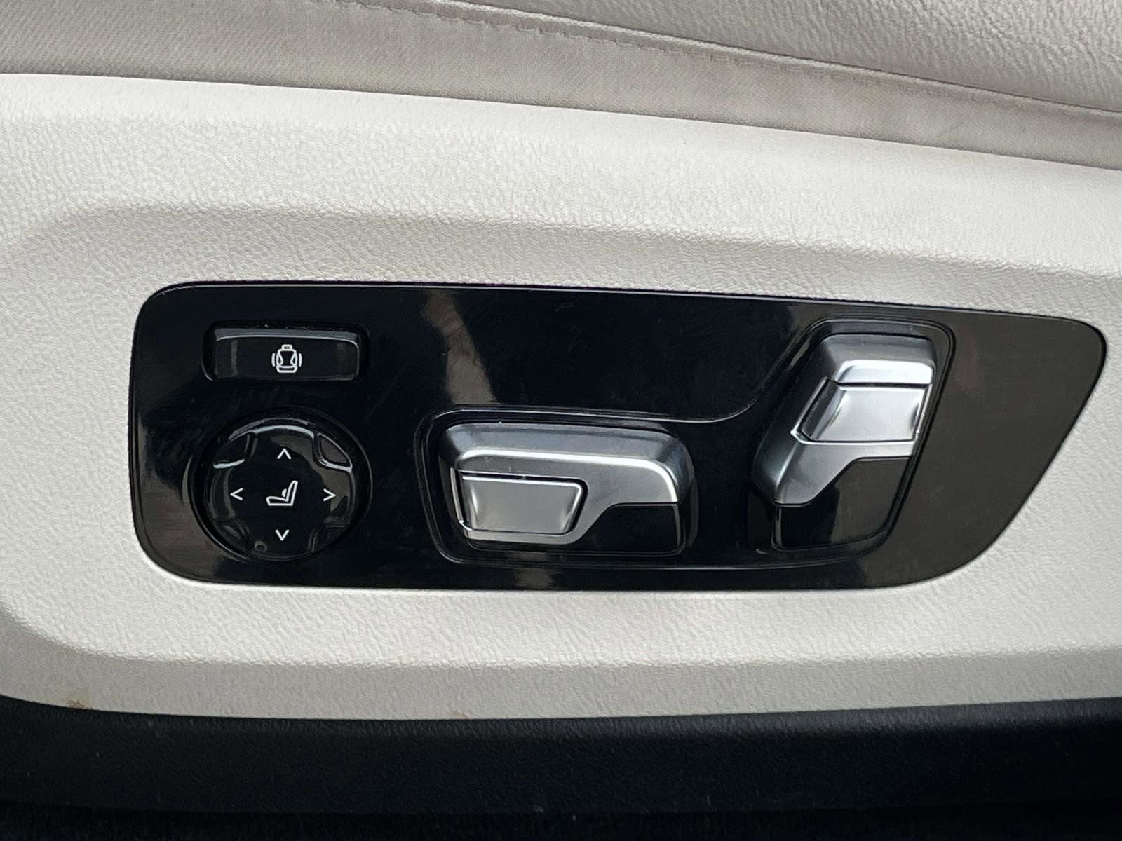 Used 2022 BMW X6 xDrive40i image 22