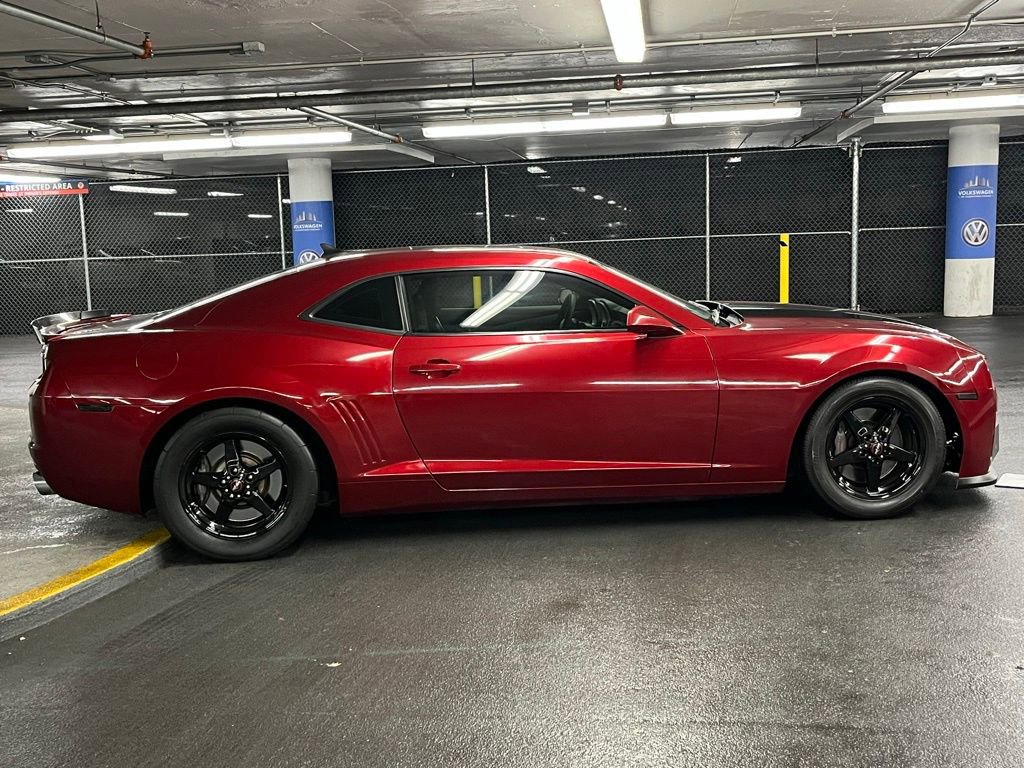 Used 2010 Chevrolet Camaro SS w/ RS Package image 28