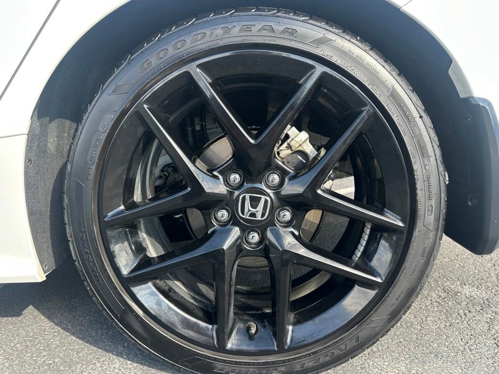 Used 2025 Honda Civic Sport image 10