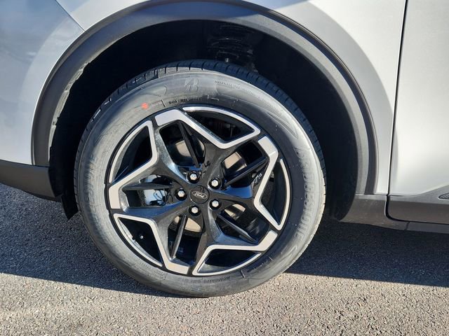 New 2026 Ford Escape Platinum w/ Premium Technology Package image 12