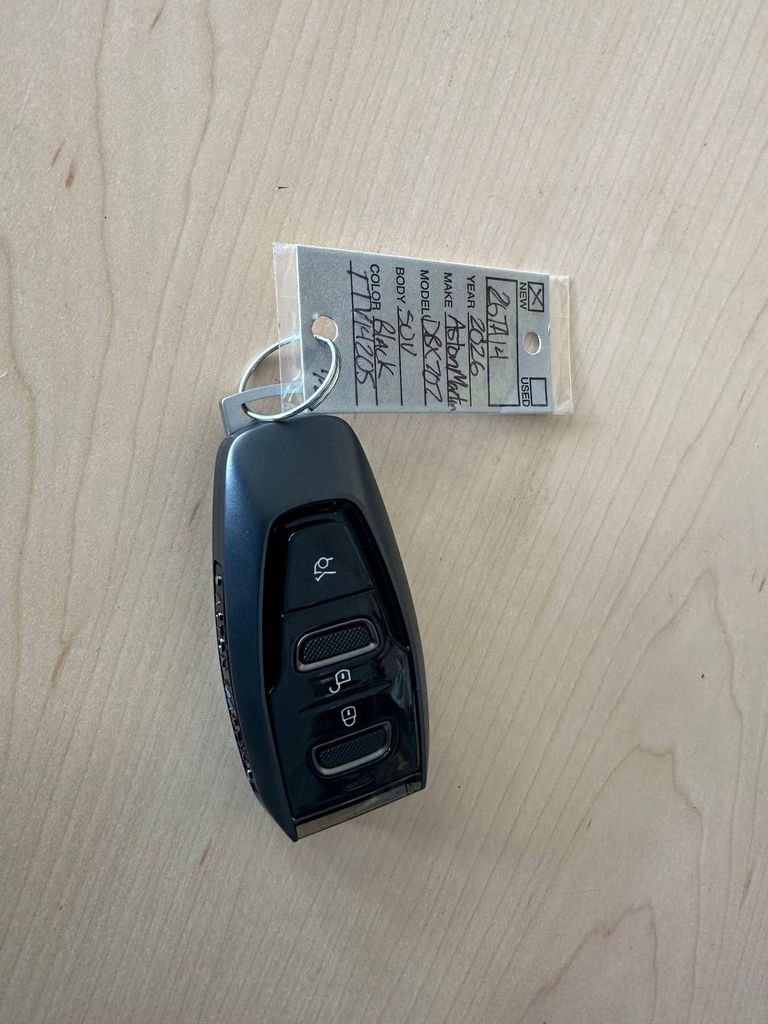 New 2026 Aston Martin DBX 707 image 30