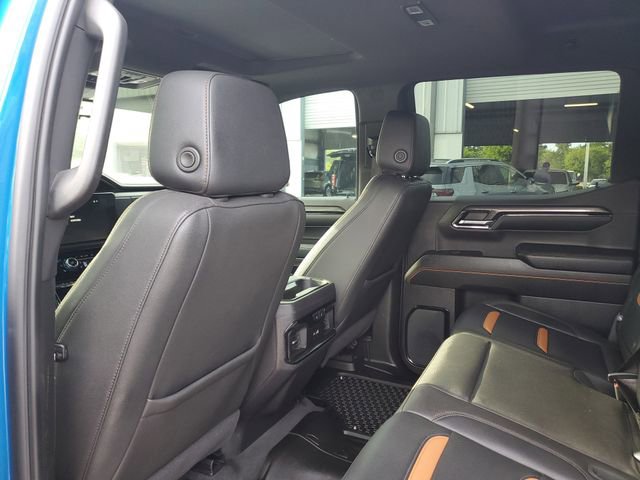 Used 2024 GMC Sierra 1500 AT4 w/ Technology Package AWD/4WD image 10