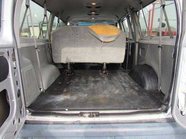 Used 2014 Ford E-350 and Econoline 350 XL w/ Power Windows & Locks Group RWD image 30
