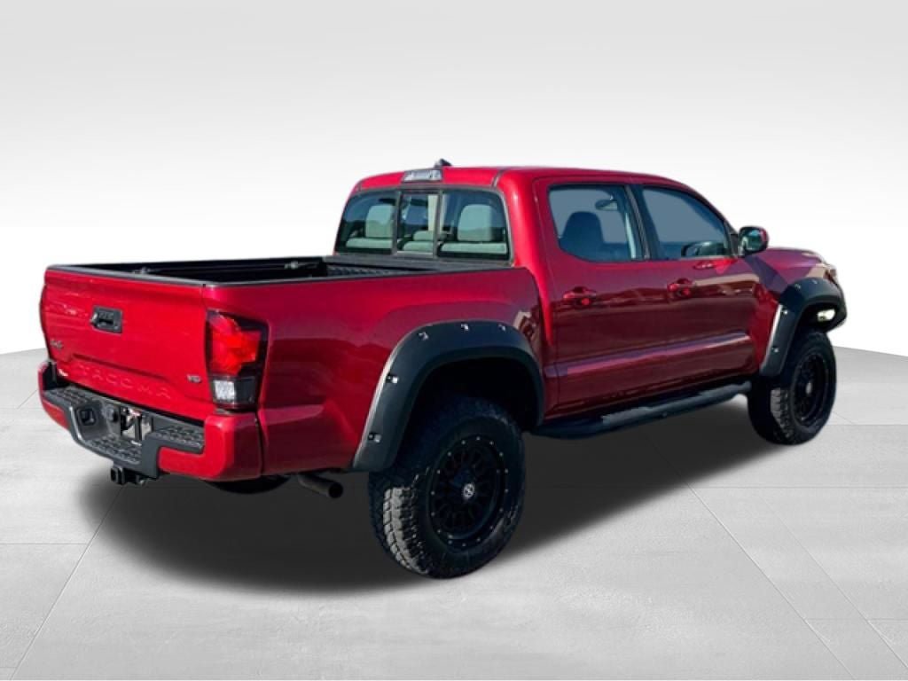Used 2018 Toyota Tacoma SR w/ SR Convenience Package AWD/4WD image 6