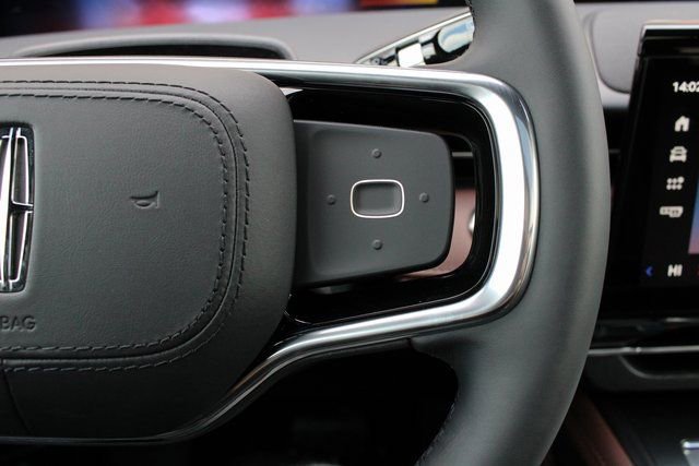 New 2026 Lincoln Nautilus Reserve AWD/4WD image 43