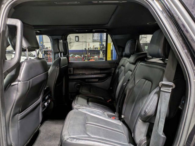 Used 2019 Ford Expedition Limited w/ Equipment Group 301A RWD image 14