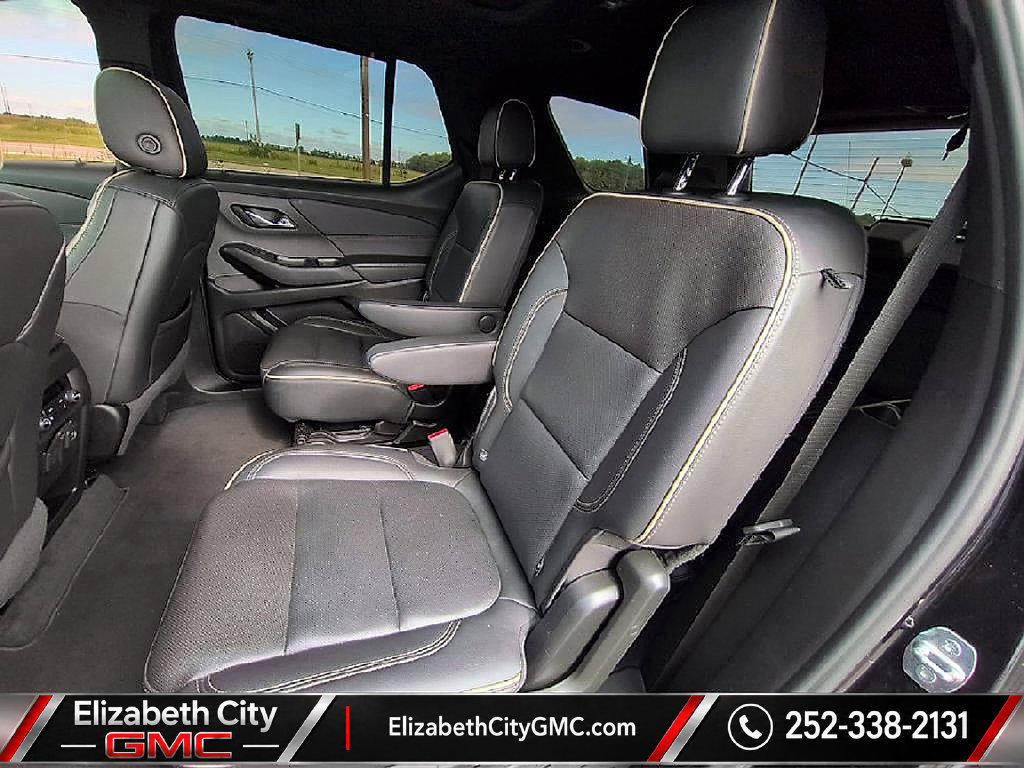 Used 2023 Chevrolet Traverse Premier AWD/4WD image 19