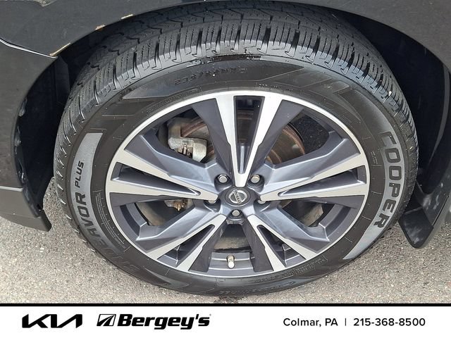 Used 2018 Nissan Pathfinder Platinum AWD/4WD image 10