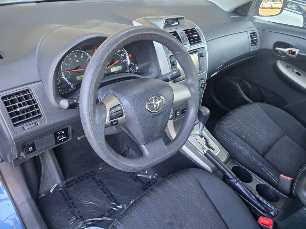 Used 2013 Toyota Corolla S FWD image 12